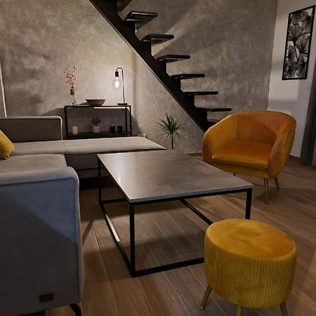 Apartments Vranes Тиват Екстер'єр фото
