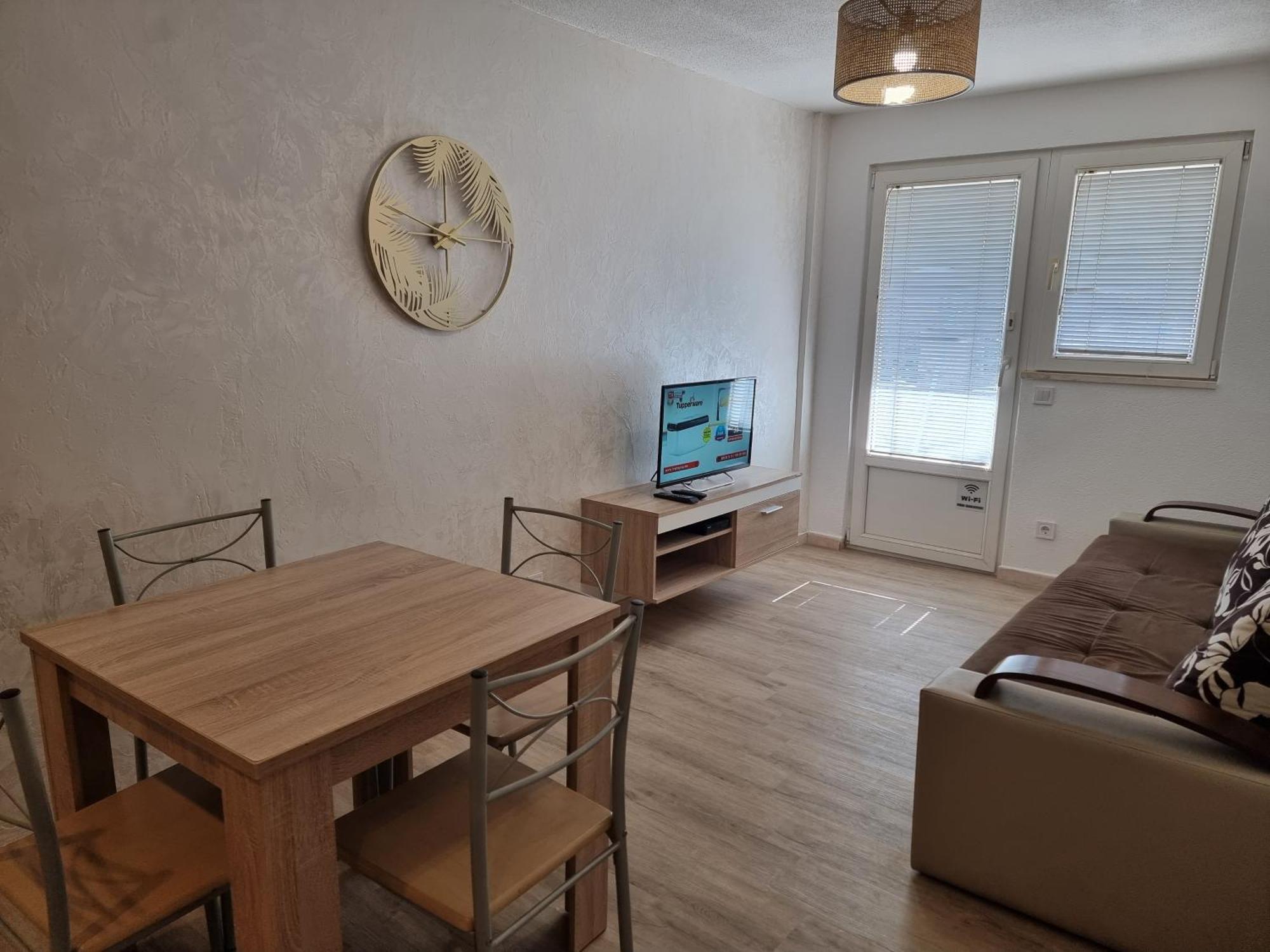 Apartments Vranes Тиват Екстер'єр фото